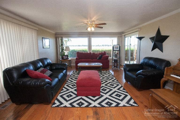 60600 Gosney Road Bend, OR 97702 - Photo 3 of 25 Additional Photo