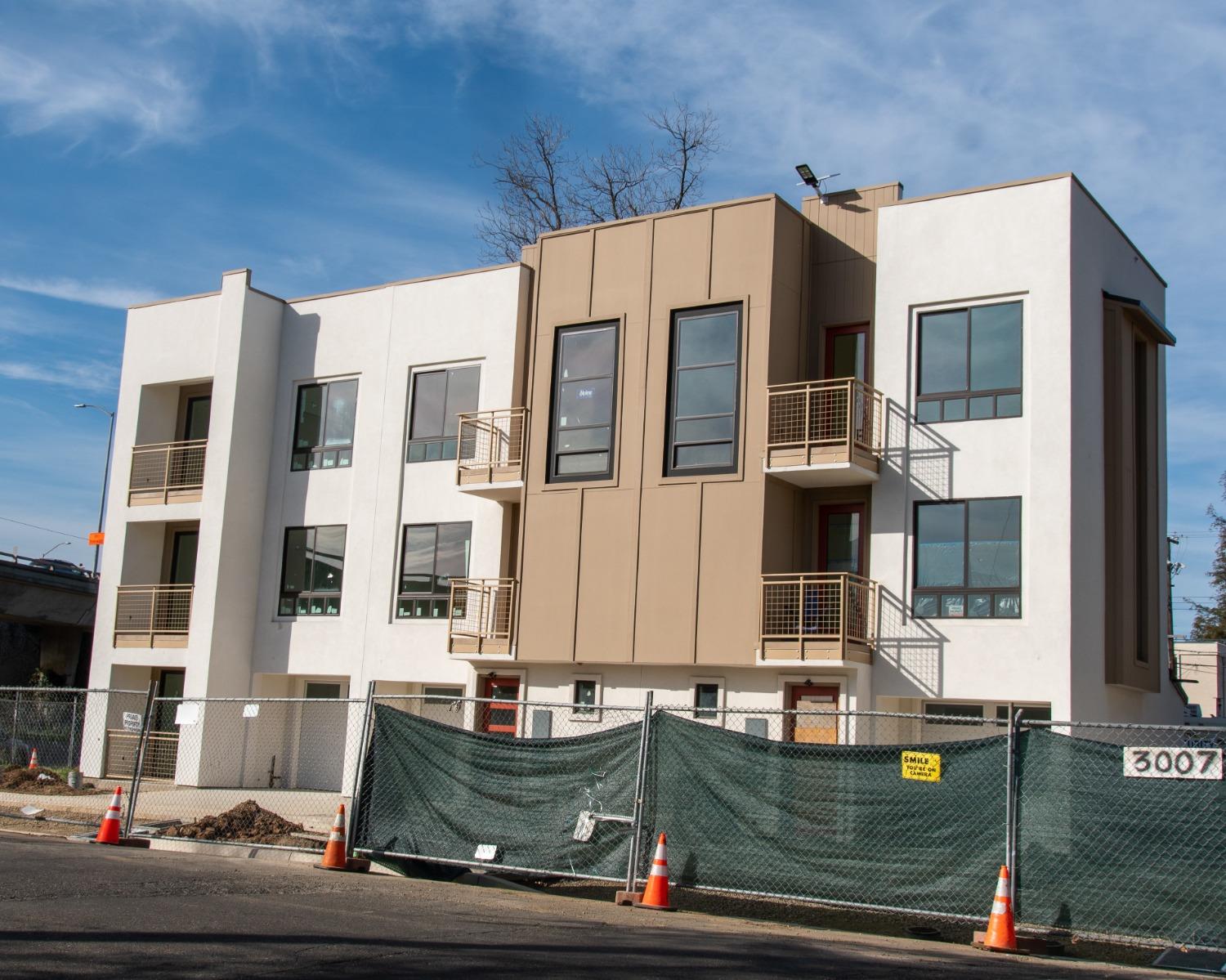 3005 U Street Sacramento, CA 95817 - Photo 1 of 15 a front view of building with street