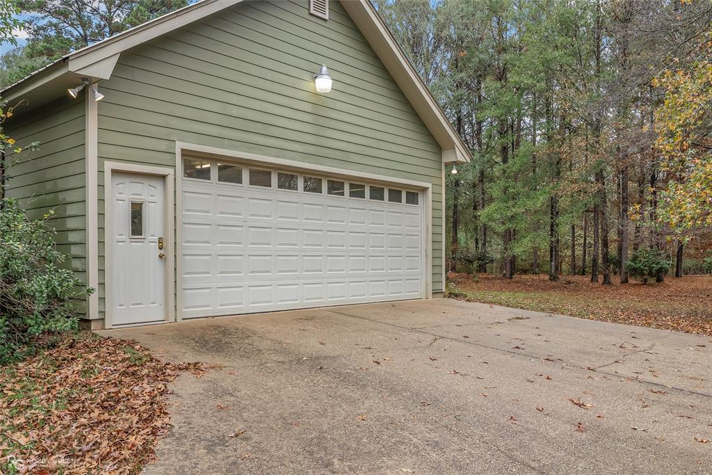 3100 Herren Road Doyline, LA 71023 - Photo 3 of 40