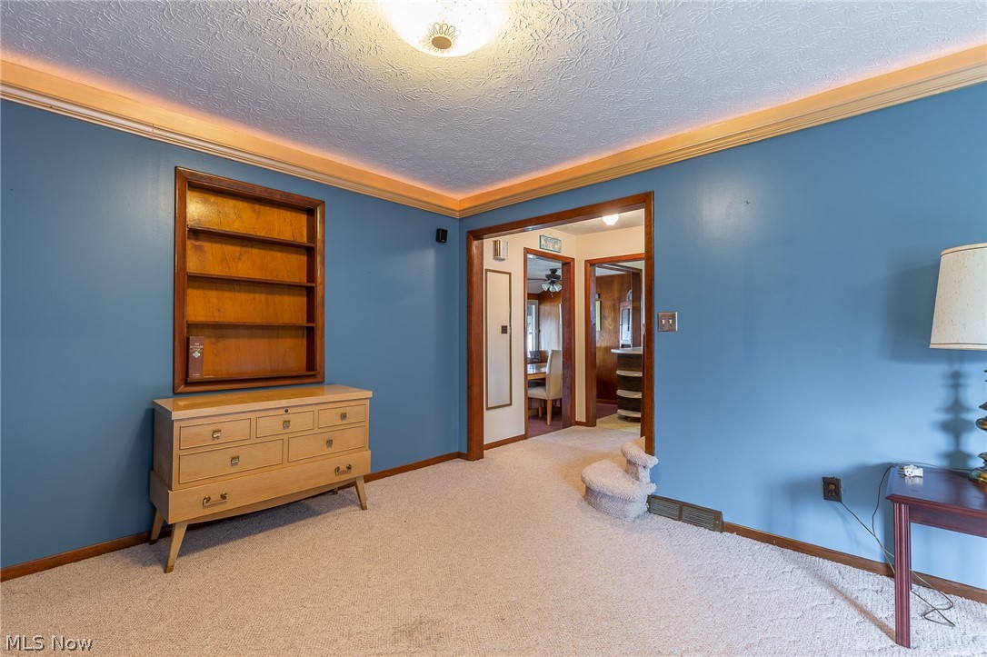 6569 Lake Road Madison, OH 44057 - Photo 9 of 24