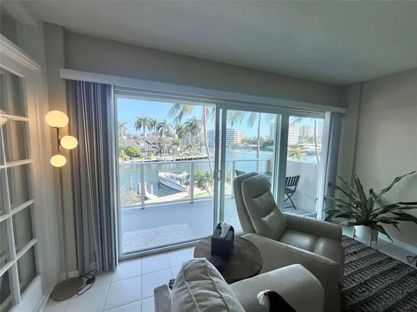 $3,400 | 140 Northeast 28th Avenue, Unit 305, Pompano Beach, FL 33062