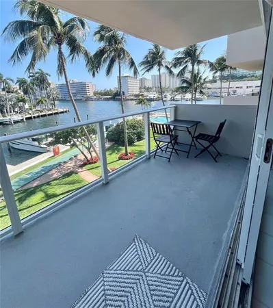 $3,400 | 140 Northeast 28th Avenue, Unit 305, Pompano Beach, FL 33062