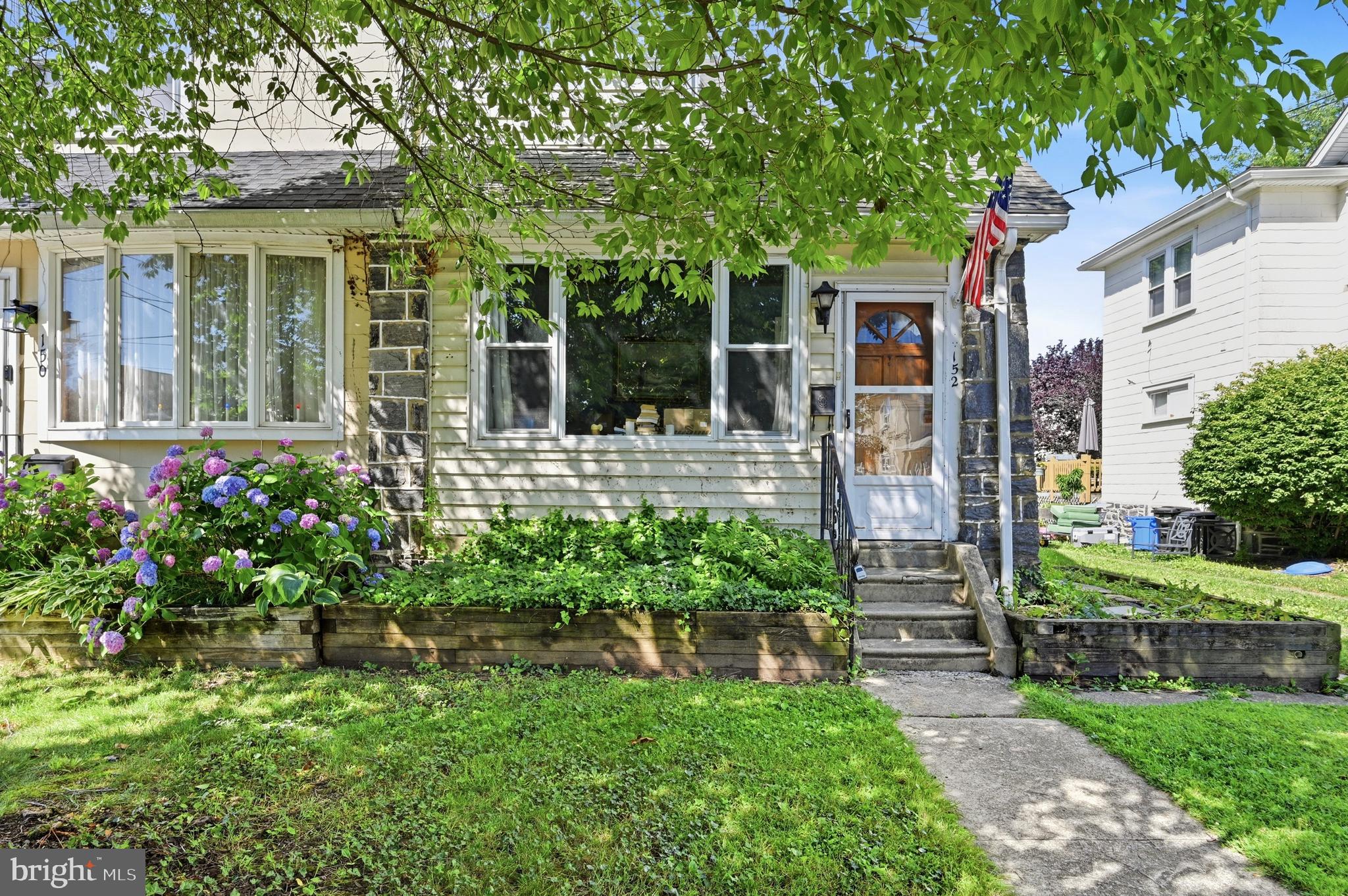 152 Shelbourne Road Havertown, PA 19083 - Photo 2 of 24