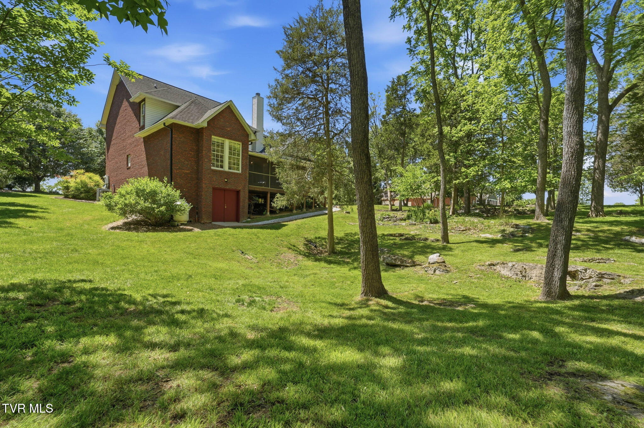415 Ridge Point Court Bluff City, TN 37618 - Photo 48 of 52 57-web-or-mls-415 Ridge Pointe-56