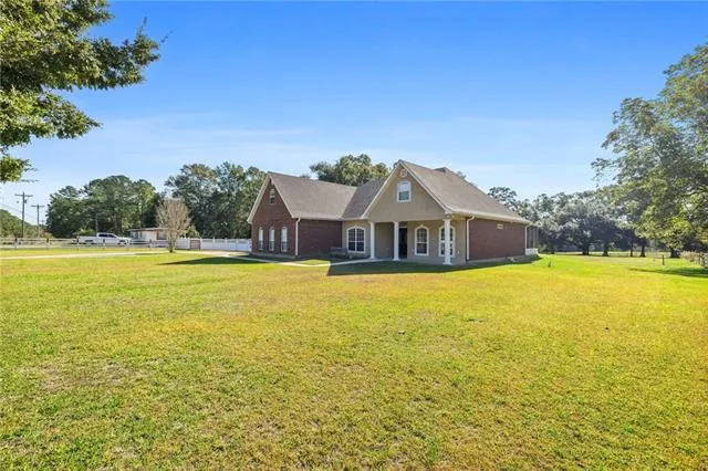 $420,000 | 18252 Highway 16, Amite, LA 70422