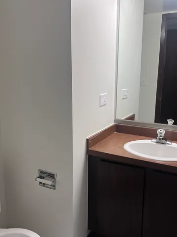 $1,700 | 1779 Rand Road, Unit 1B, Des Plaines, IL 60016