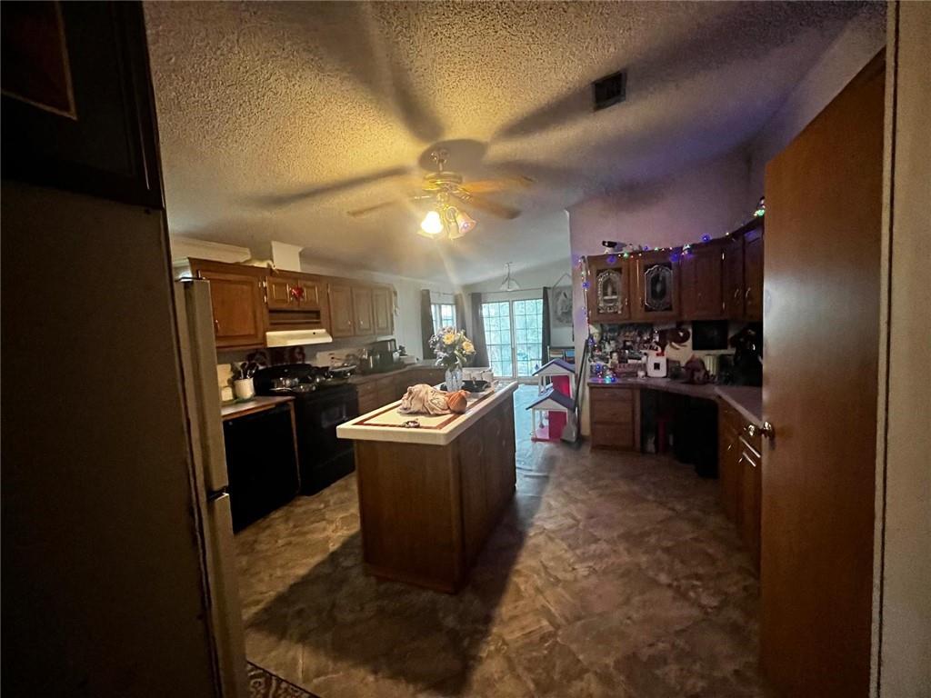 1152 Park Road Lake Charles, LA 70611 - Photo 4 of 35