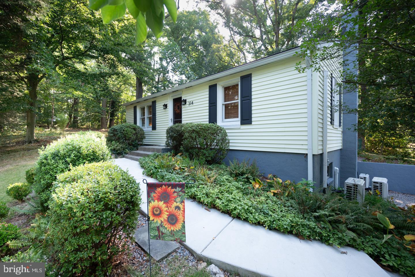 314 Wedgewood Road Newark, DE 19711 - Photo 4 of 51 Gallery Image 4