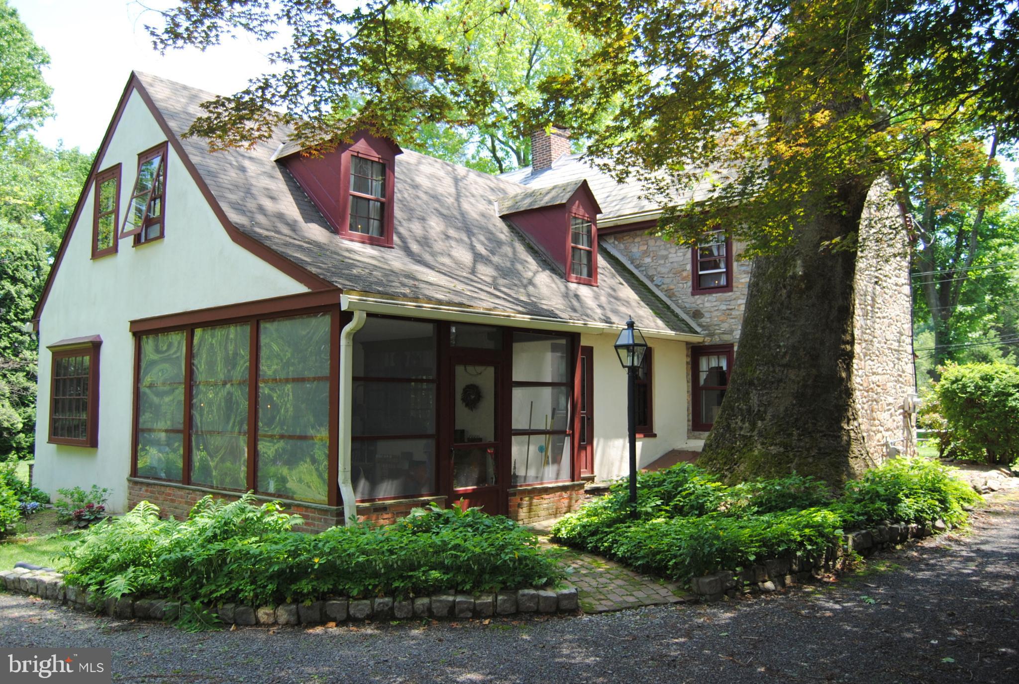 1416 Huntingdon Road Abington, PA 19001 - Photo 3 of 16