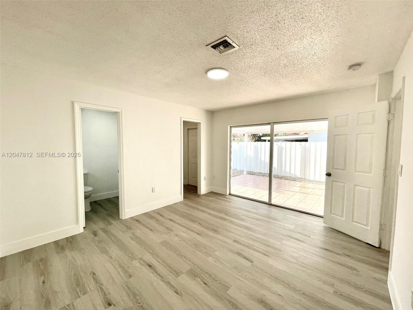 18254 Southwest 143rd Place Miami, FL 33177 - Photo 16 of 26