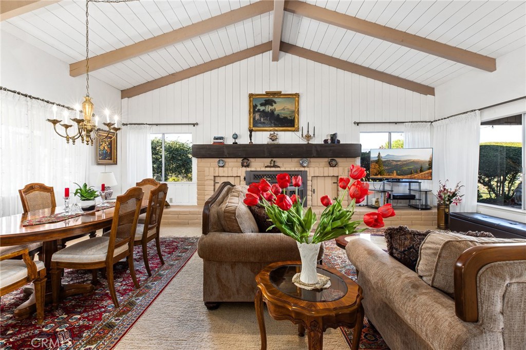 27312 Cool Water Ranch Road Valley Center, CA 92082 - Photo 4 of 62 Living Room