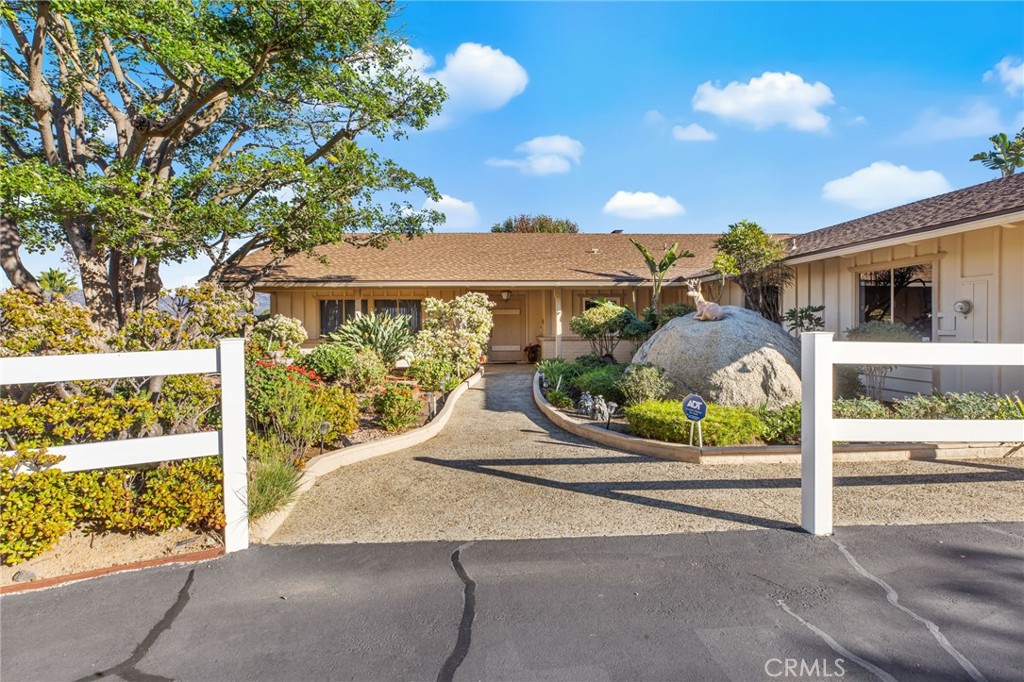 27312 Cool Water Ranch Road Valley Center, CA 92082 - Photo 6 of 62