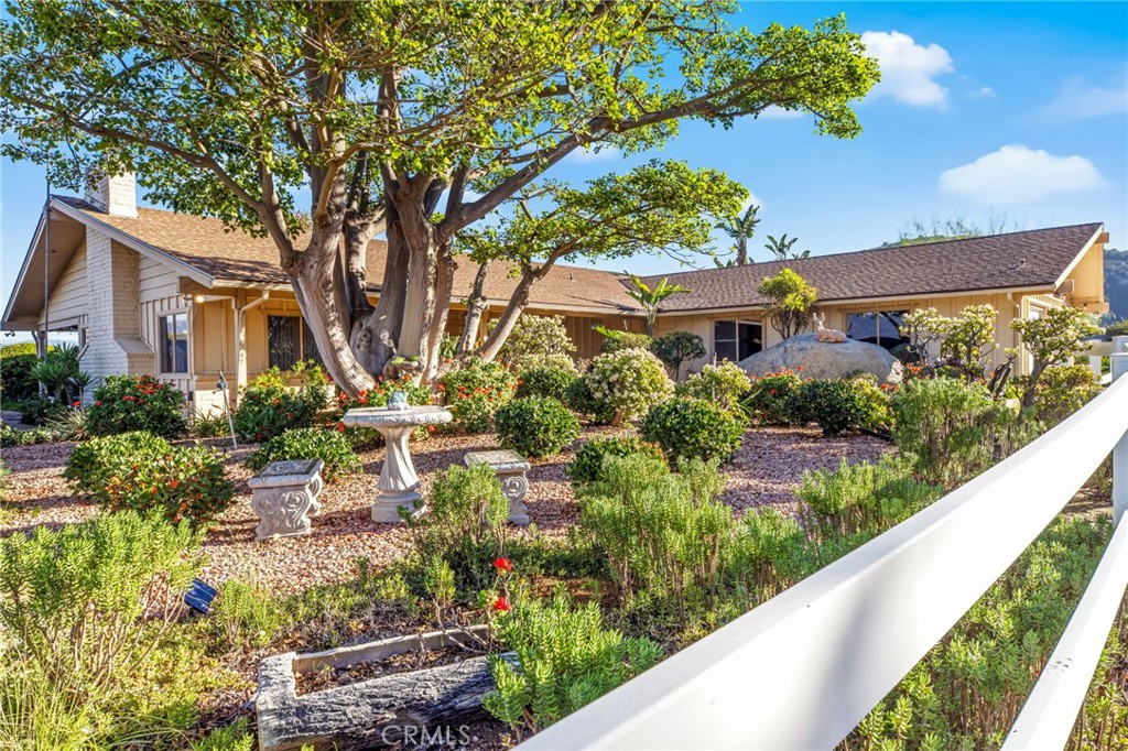 27312 Cool Water Ranch Road Valley Center, CA 92082 - Photo 7 of 62