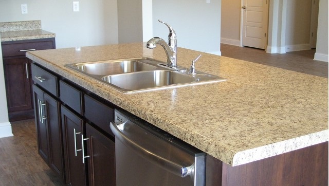 15570 Troon Drive Foley, AL 36535 - Photo 3 of 6 Kitchen