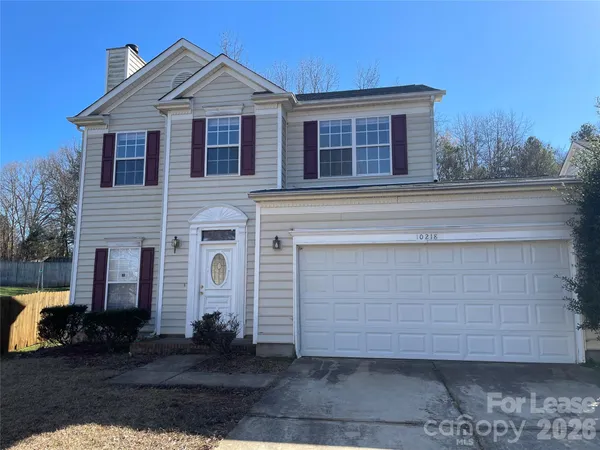 $2,100 | 10218 Ridgewell Court, Charlotte, NC 28215
