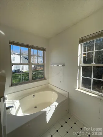 $2,100 | 10218 Ridgewell Court, Charlotte, NC 28215