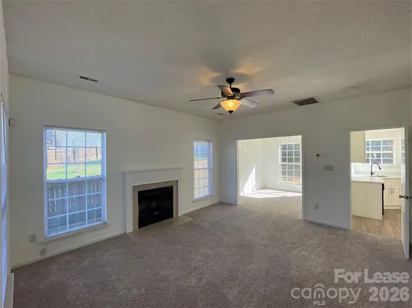 $2,100 | 10218 Ridgewell Court, Charlotte, NC 28215