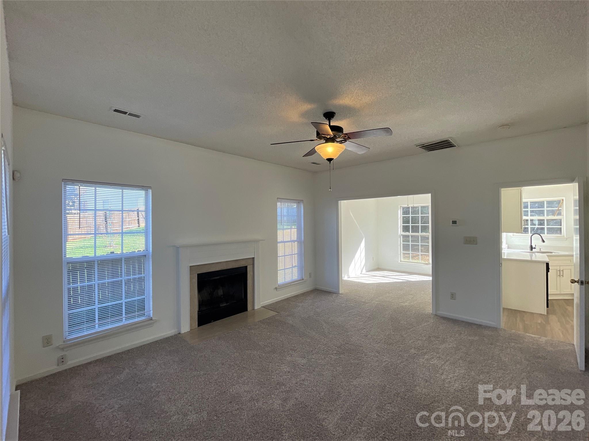 10218 Ridgewell Court Charlotte, NC 28215 - Photo 3 of 19