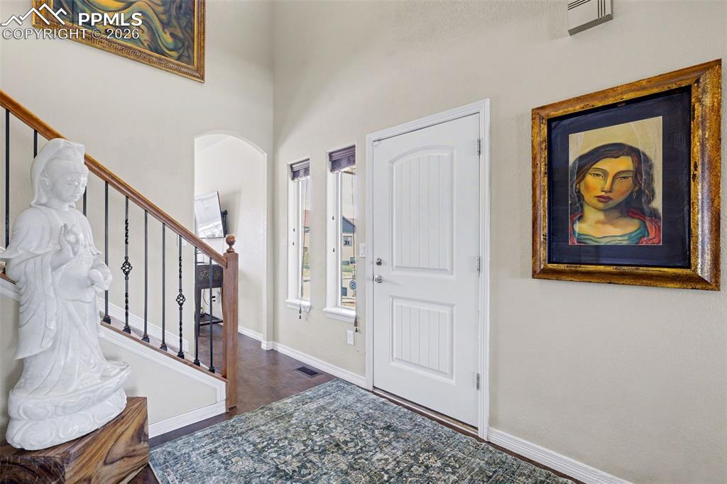 778 Gold Canyon Road Monument, CO 80132 - Photo 4 of 43 Dramatic 2 story entry