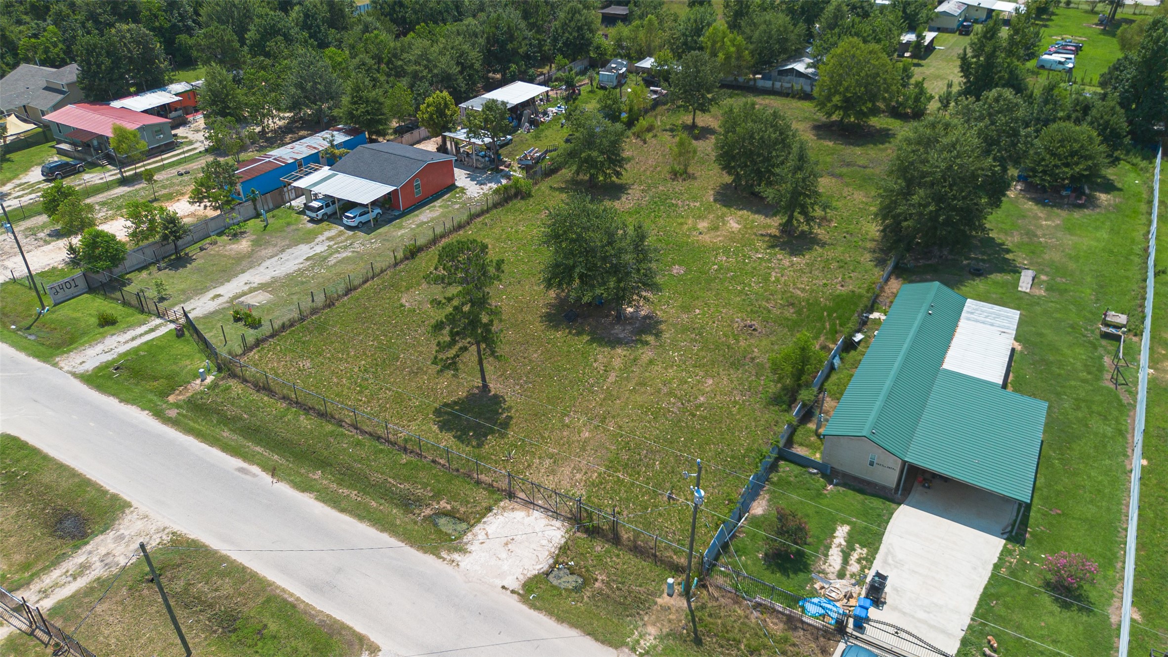 2425 County Road 3479 B Cleveland, TX 77327 - Photo 1 of 14