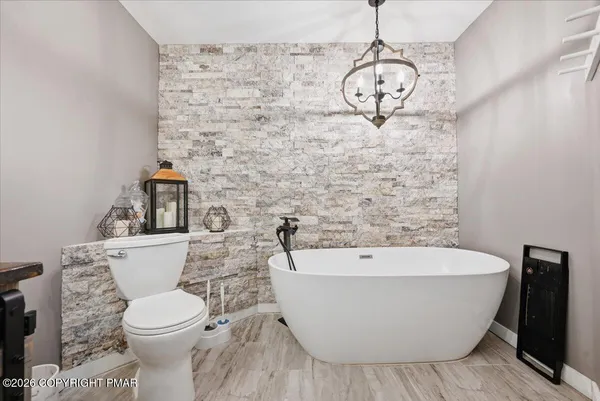 $389,500 | 47 Warbler Court, Lake Harmony, PA 18624