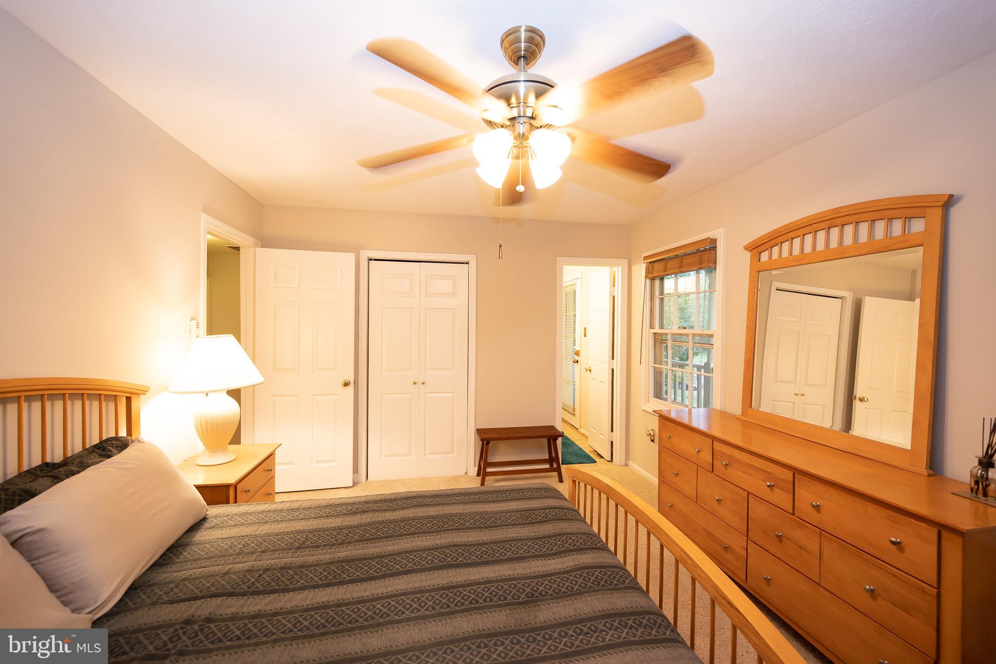 6507 White Post Road Centreville, VA 20121 - Photo 39 of 57 Master Bed Room