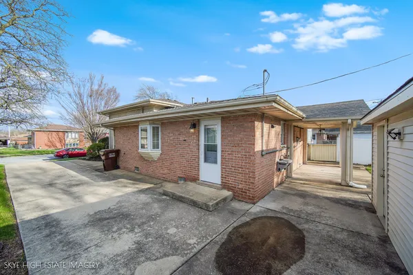 $329,000 | 16456 George Drive, Oak Forest, IL 60452