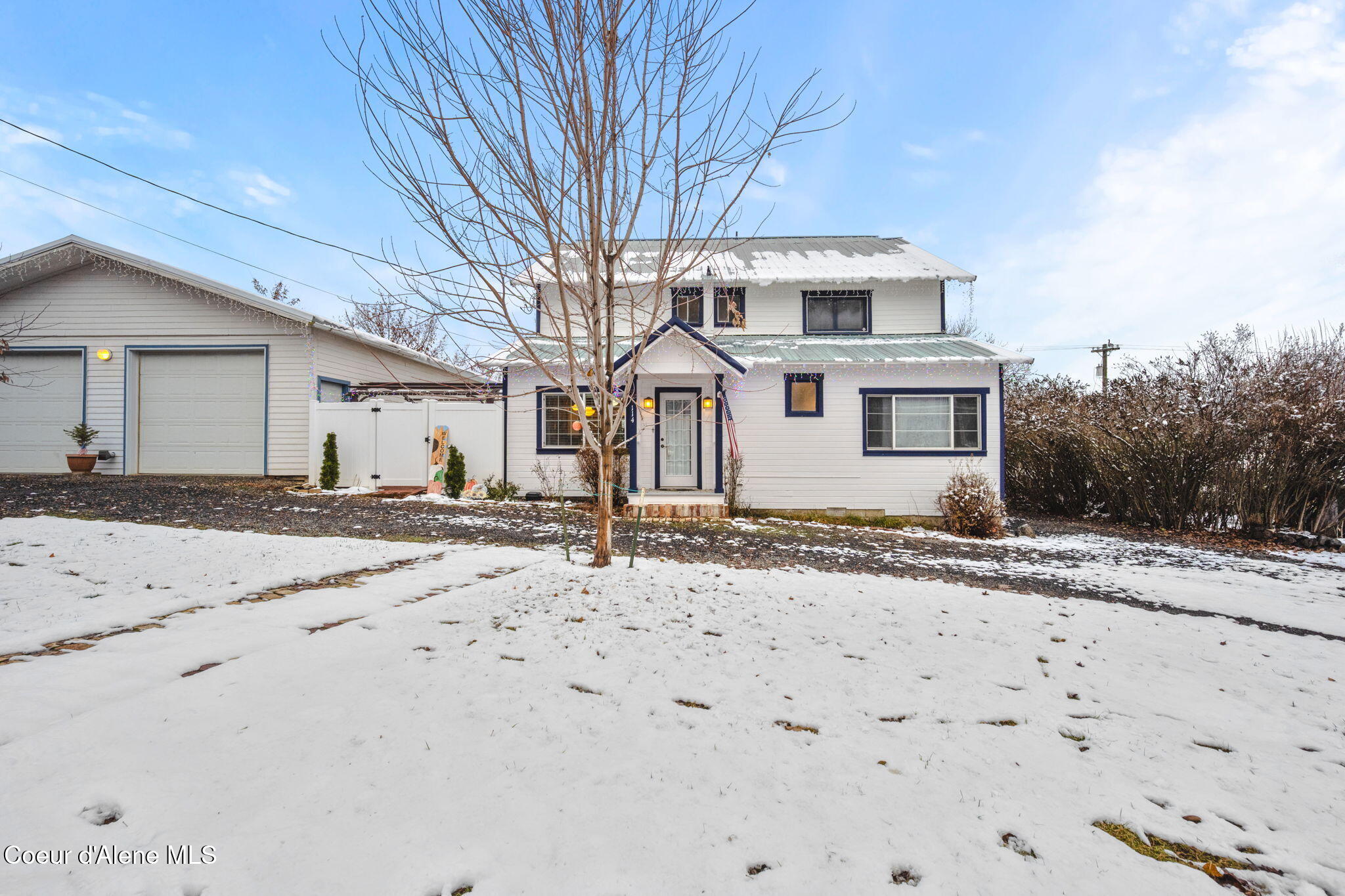 114 North Coeur D'Alene Avenue Harrison, ID 83833 - Photo 21 of 79 20-web-or-mls-DSC_2334