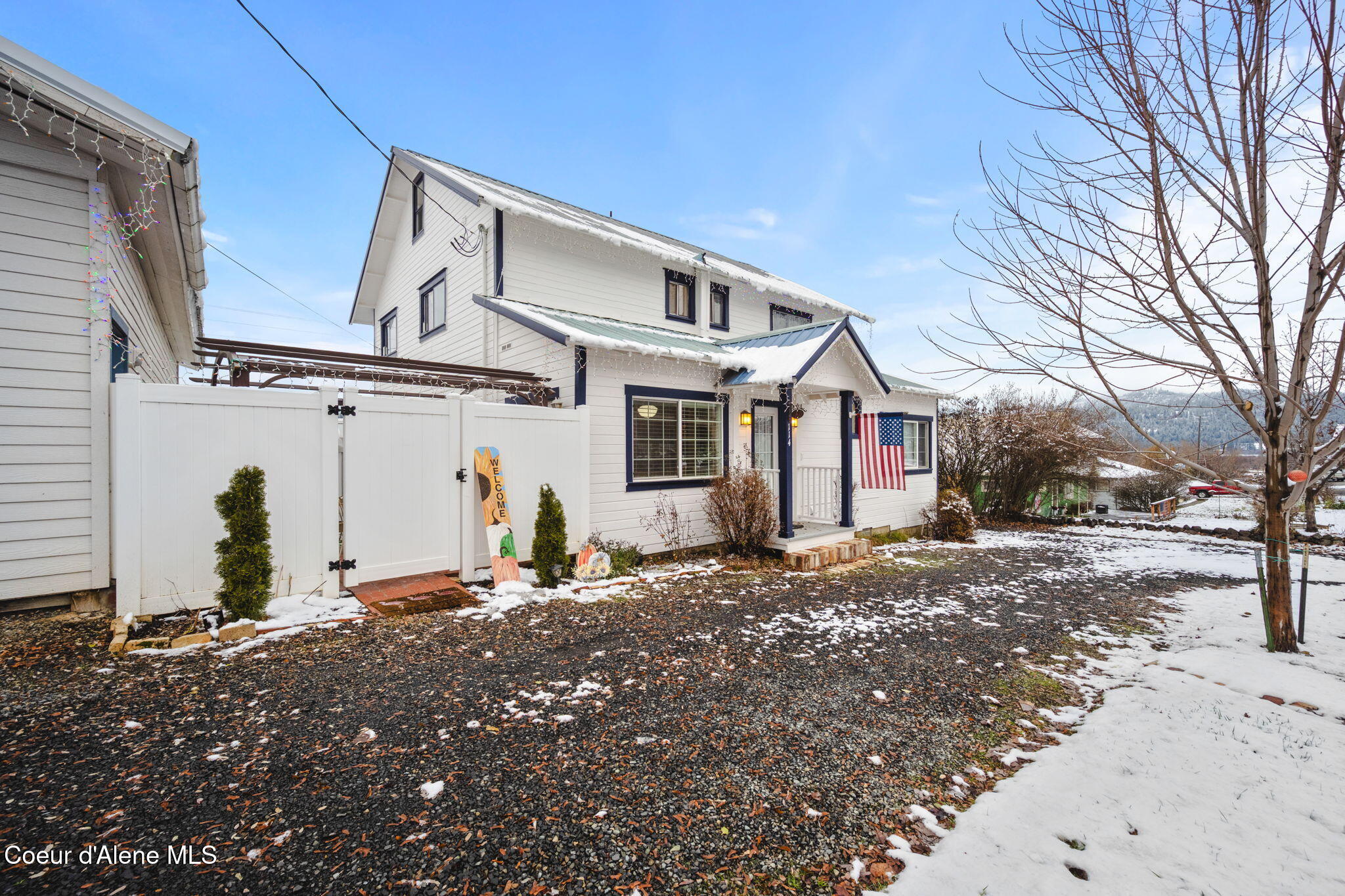 114 North Coeur D'Alene Avenue Harrison, ID 83833 - Photo 23 of 79 22-web-or-mls-DSC_2344