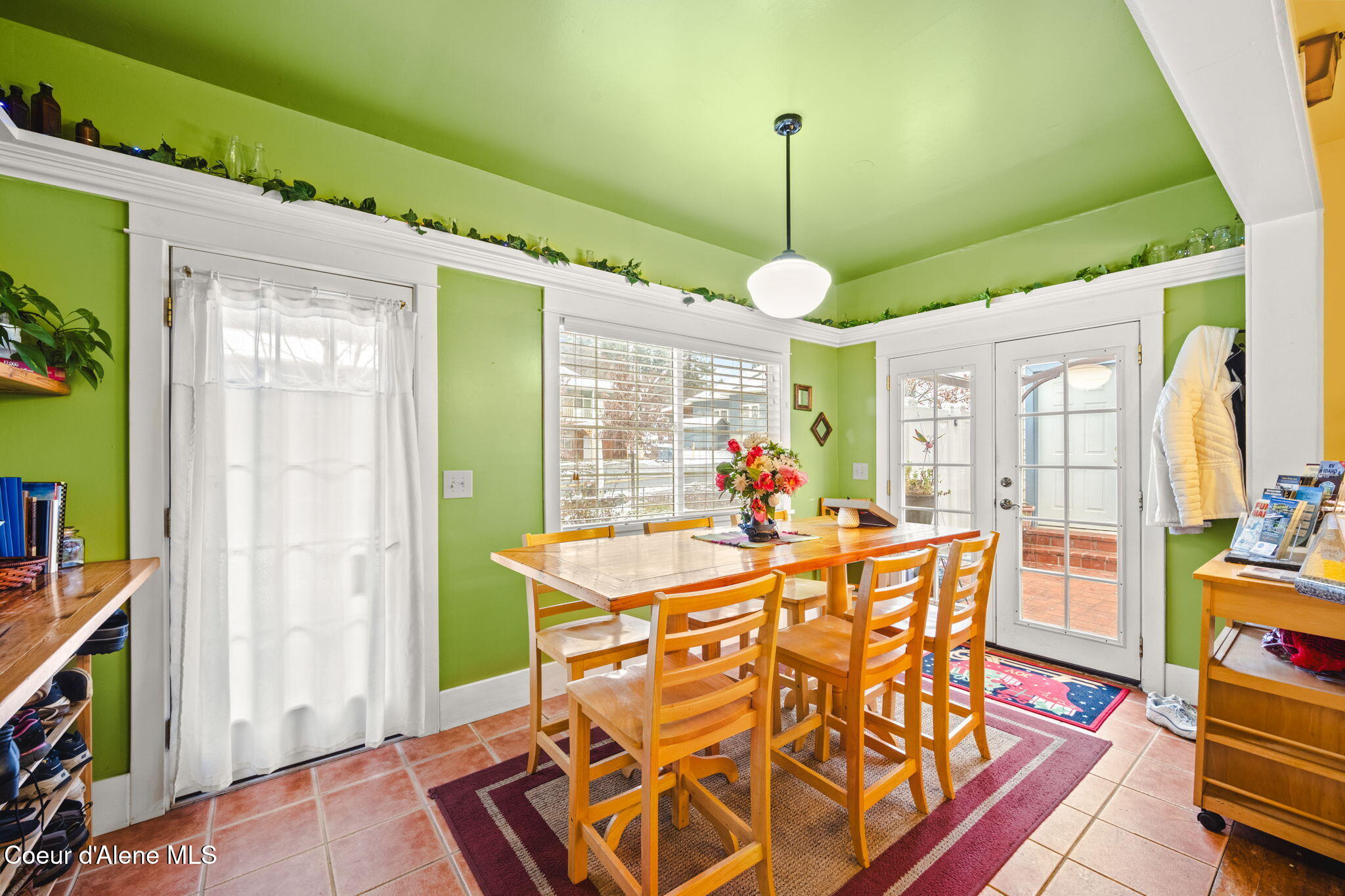 114 North Coeur D'Alene Avenue Harrison, ID 83833 - Photo 25 of 79 24-web-or-mls-DSC_2418