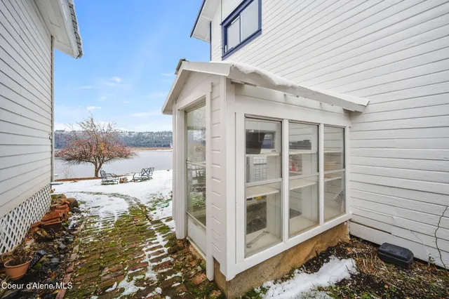 $1,500,000 | 114 North Coeur D'Alene Avenue, Harrison, ID 83833