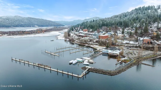 $1,500,000 | 114 North Coeur D'Alene Avenue, Harrison, ID 83833