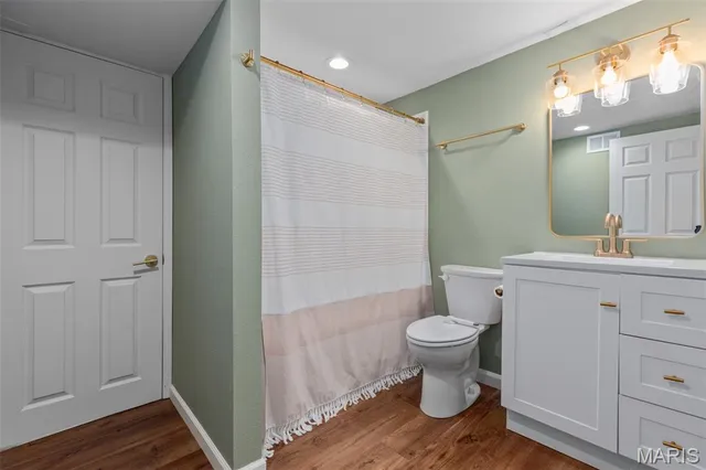 $269,900 | 103 Thomas Terrace, Edwardsville, IL 62025