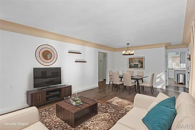 $269,900 | 103 Thomas Terrace, Edwardsville, IL 62025