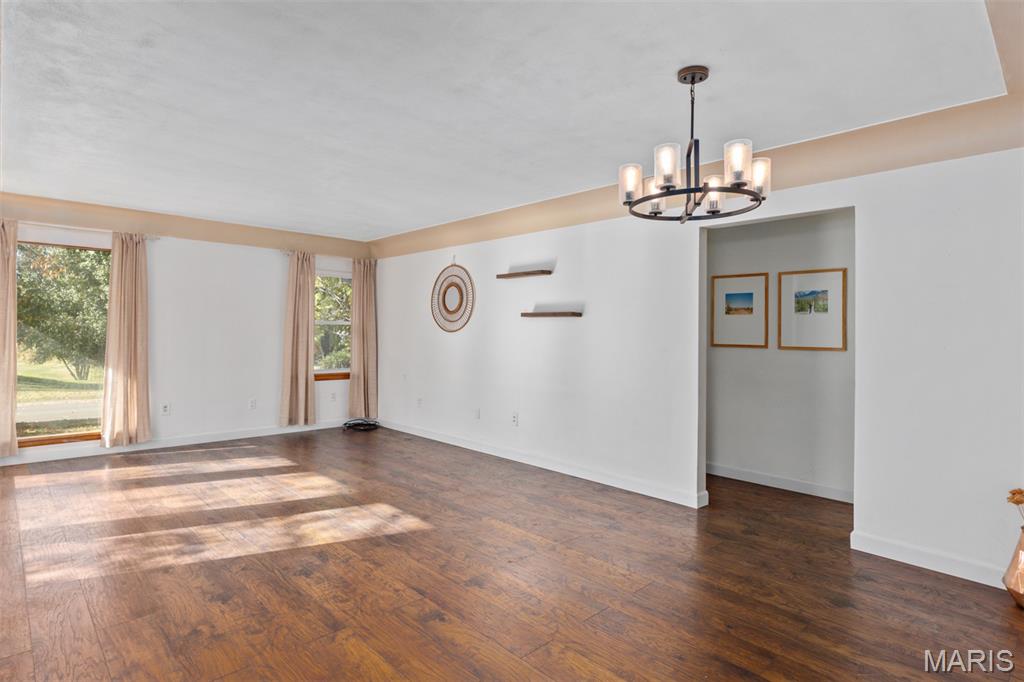 103 Thomas Terrace Edwardsville, IL 62025 - Photo 4 of 30