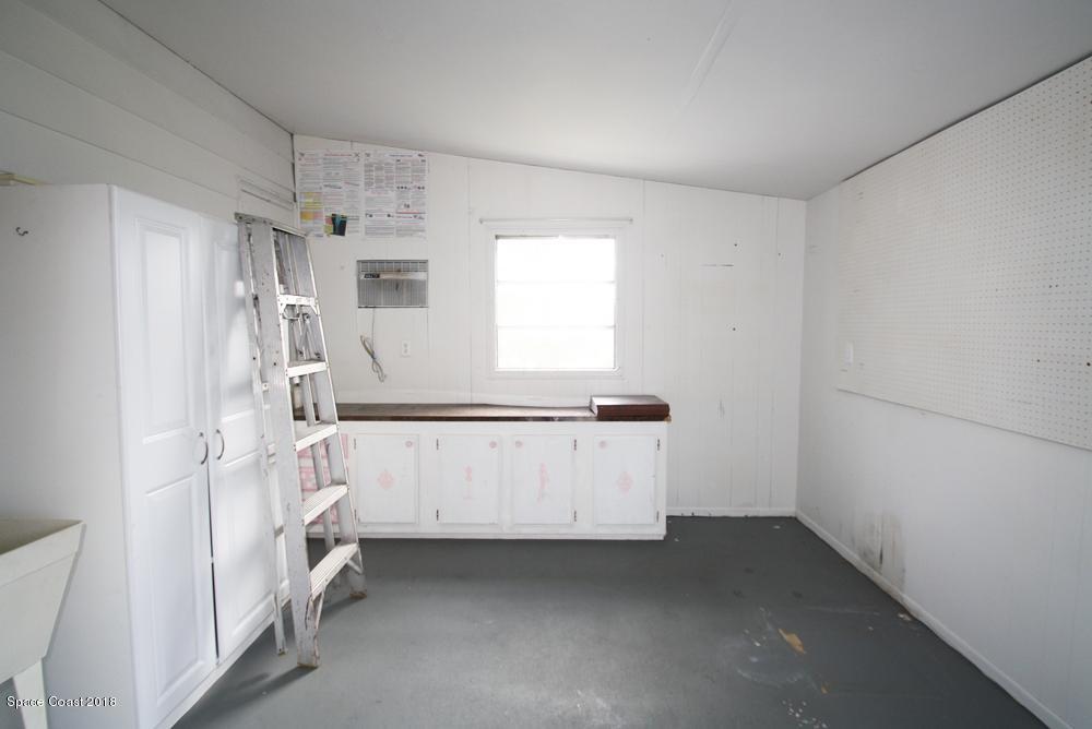 540 Ruth Circle West Melbourne, FL 32904 - Photo 15 of 19 Utility-Room