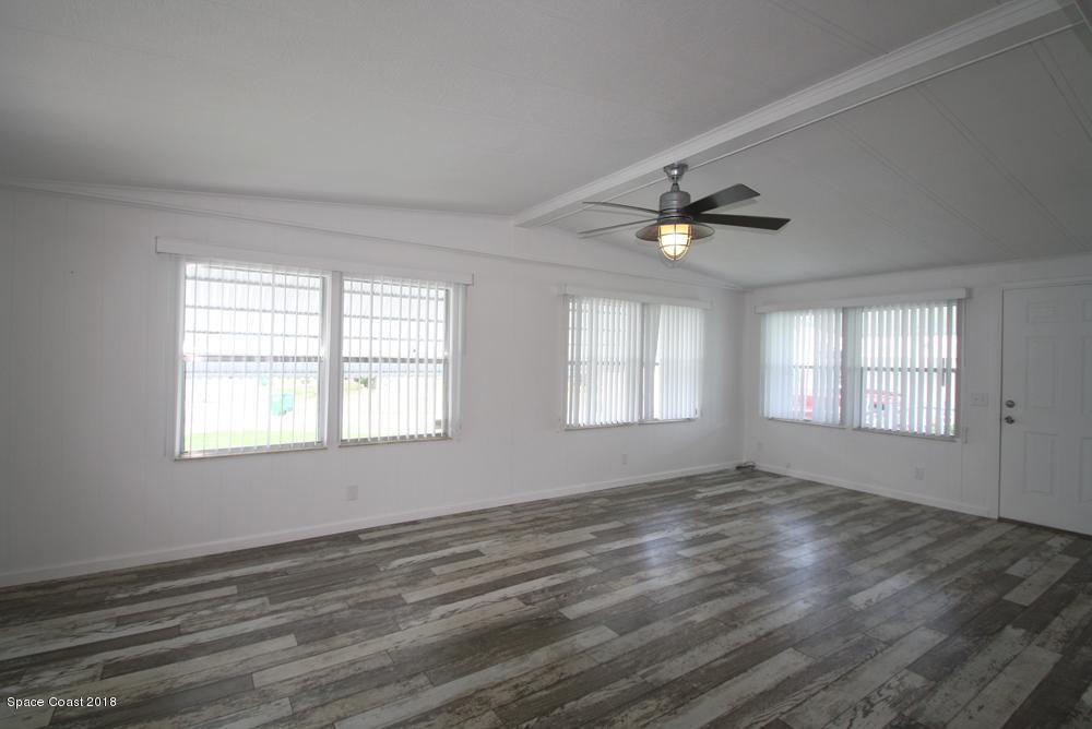 540 Ruth Circle West Melbourne, FL 32904 - Photo 4 of 19 Family-Room