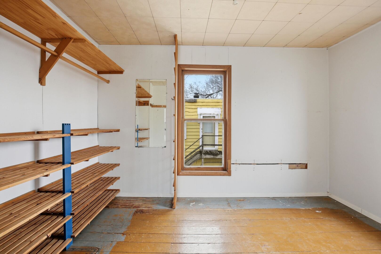 910 18th Avenue Rock Island, IL 61201 - Photo 23 of 30 a view of an empty room