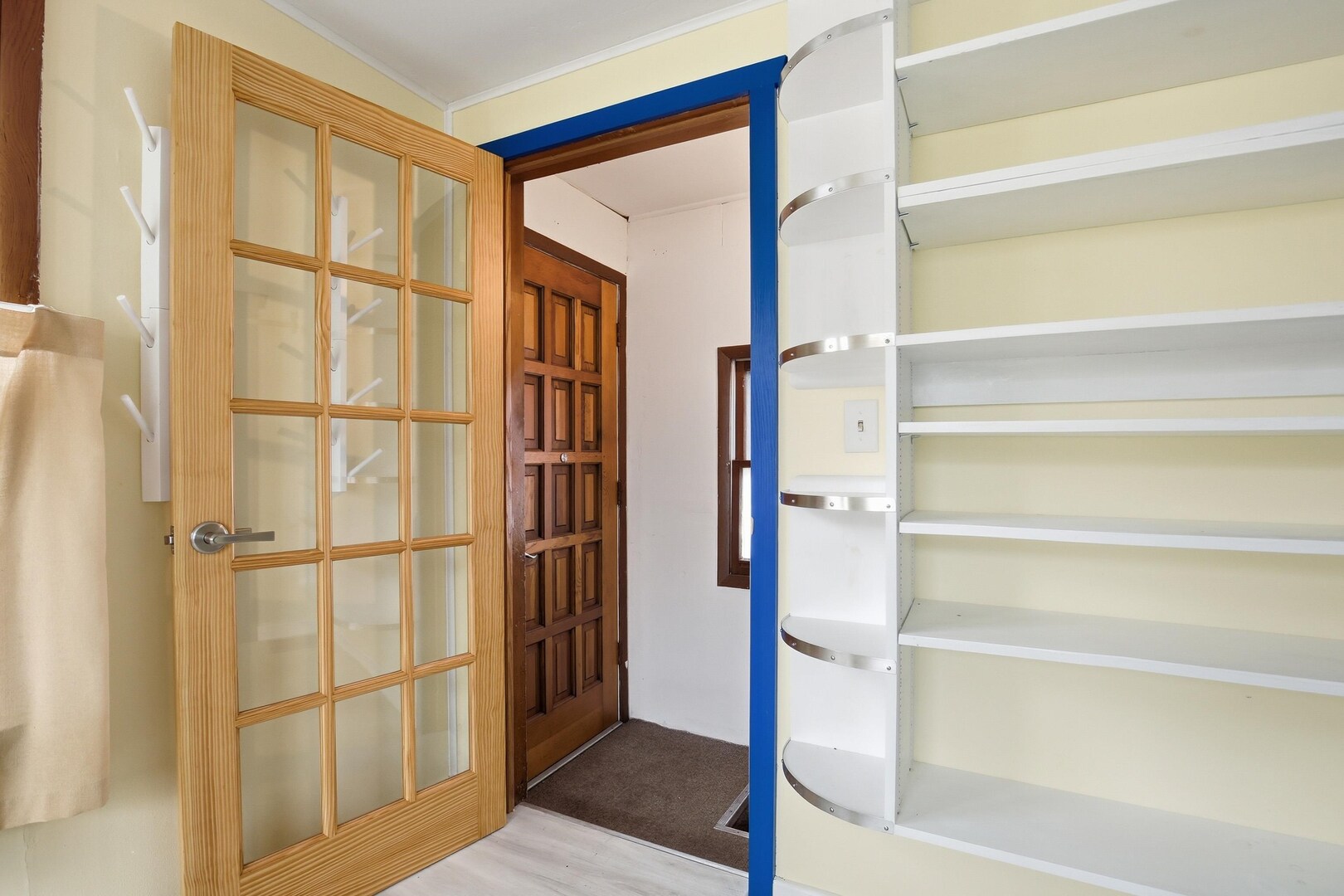 910 18th Avenue Rock Island, IL 61201 - Photo 3 of 30 a view of entry way with wooden floor