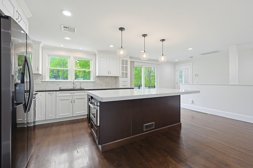 20 Mulhall Drive Ashland, MA 01721 - Photo 6 of 42