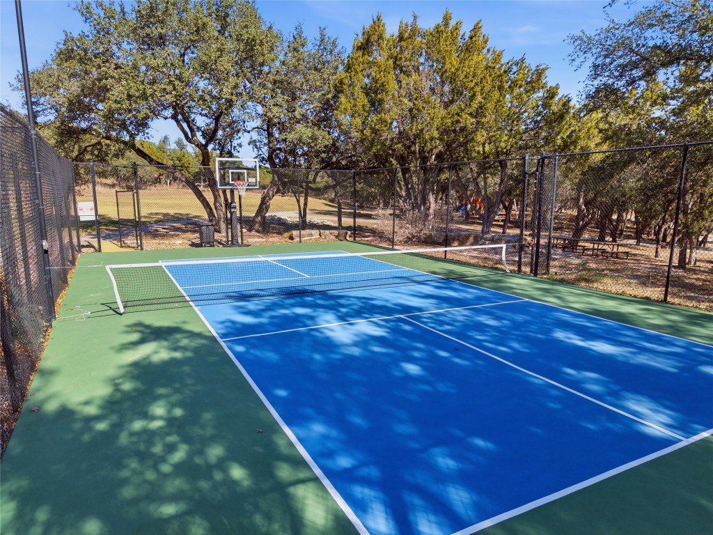 17700 Edgewood Way, Unit 101 Jonestown, TX 78645 - Photo 38 of 40 Community Pickleball Court
