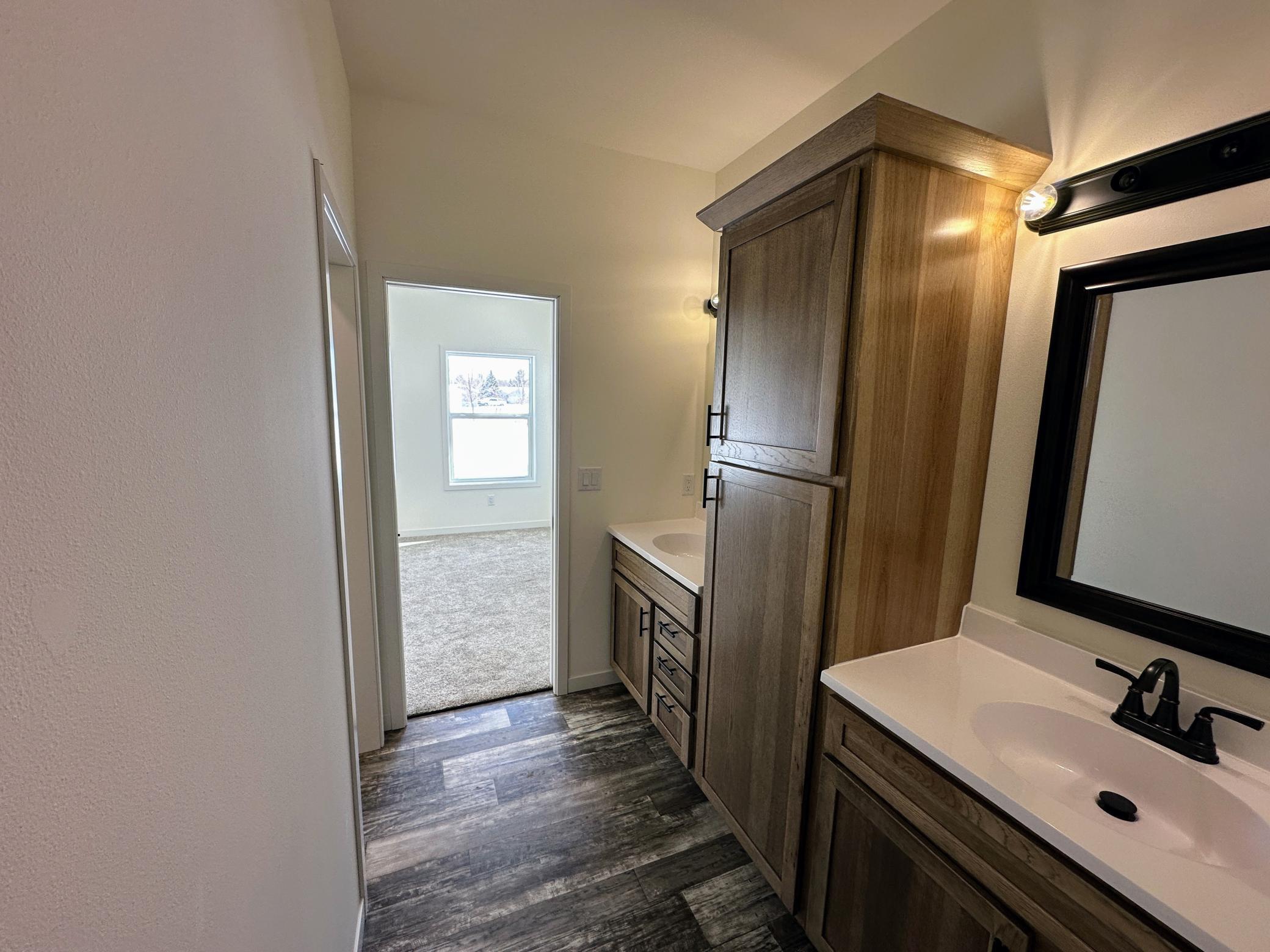 916 7th Avenue Northwest Perham, MN 56573 - Photo 22 of 28