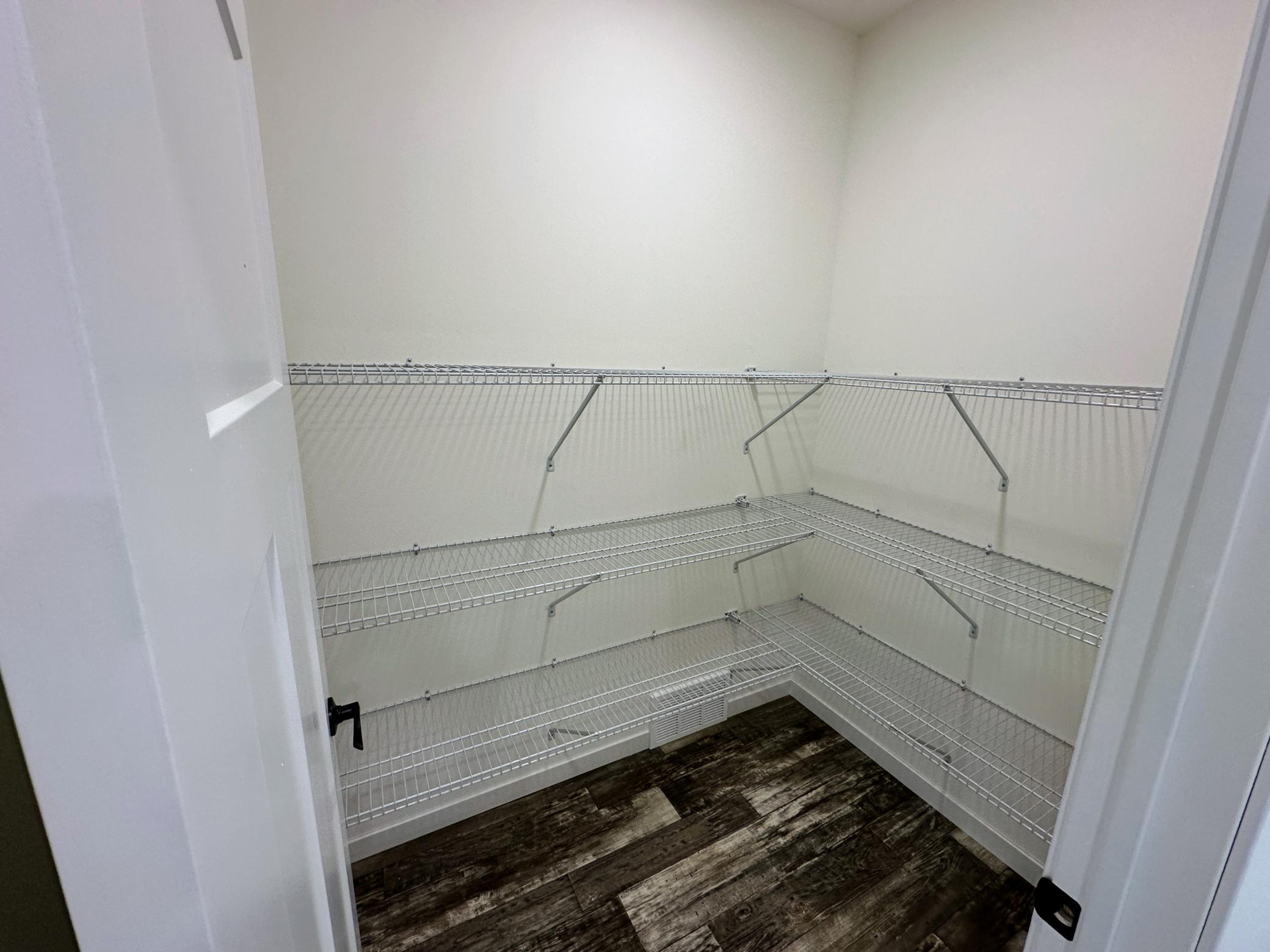 916 7th Avenue Northwest Perham, MN 56573 - Photo 24 of 28