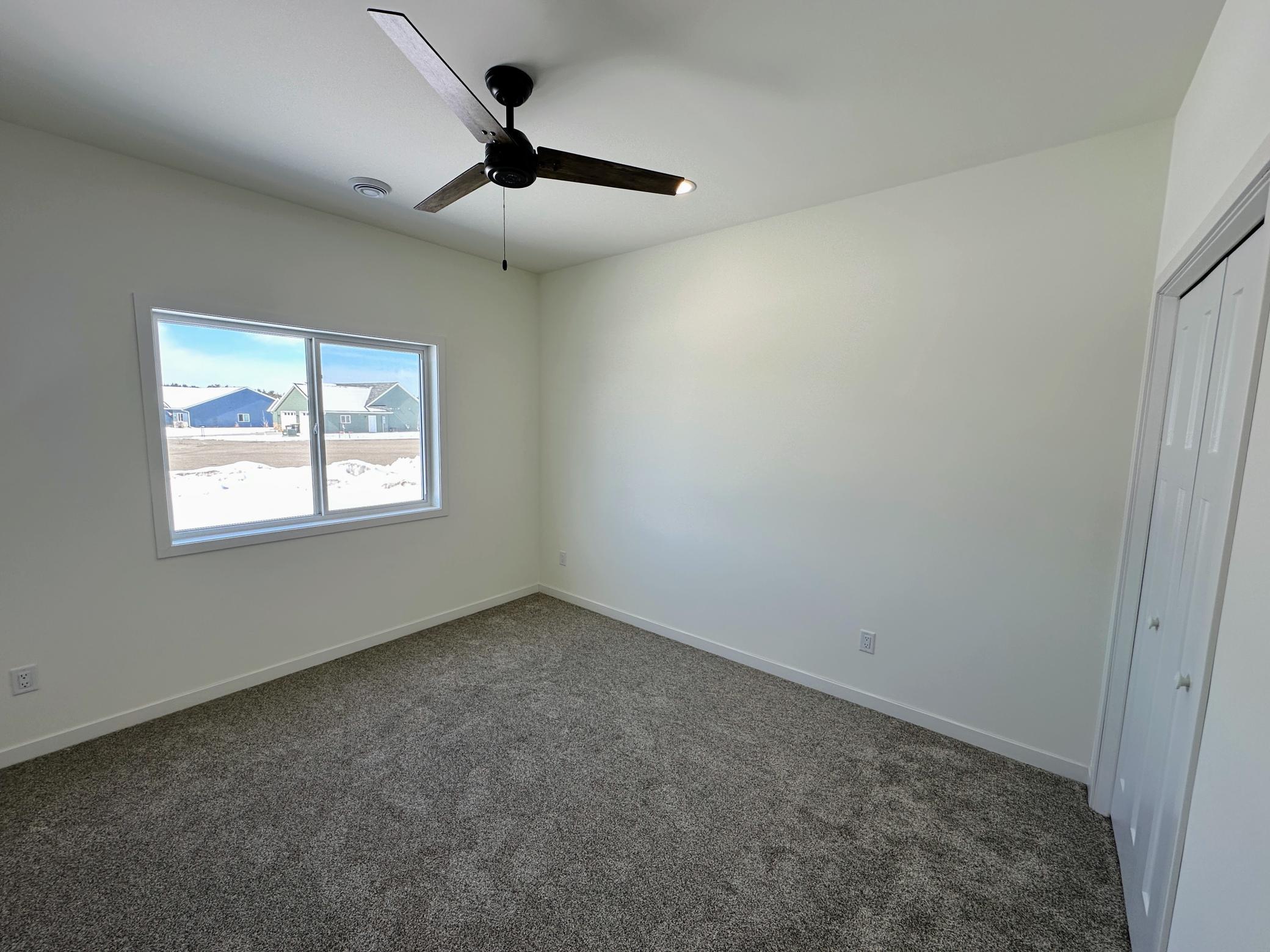 916 7th Avenue Northwest Perham, MN 56573 - Photo 27 of 28