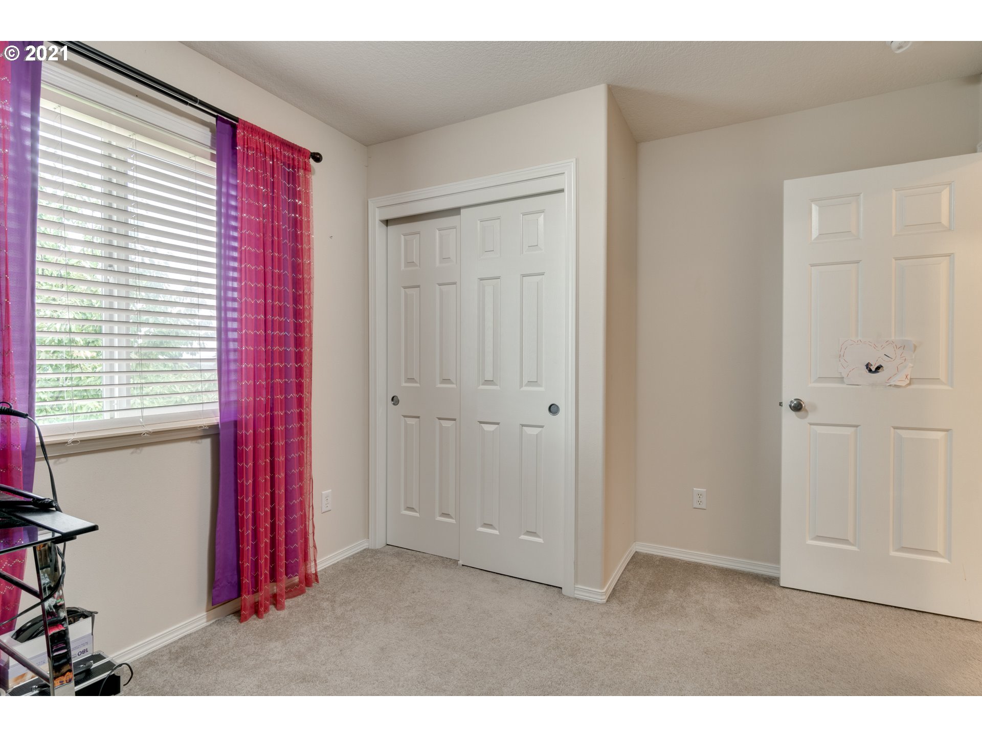 295 South Hillhurst Road Ridgefield, WA 98642 - Photo 16 of 32