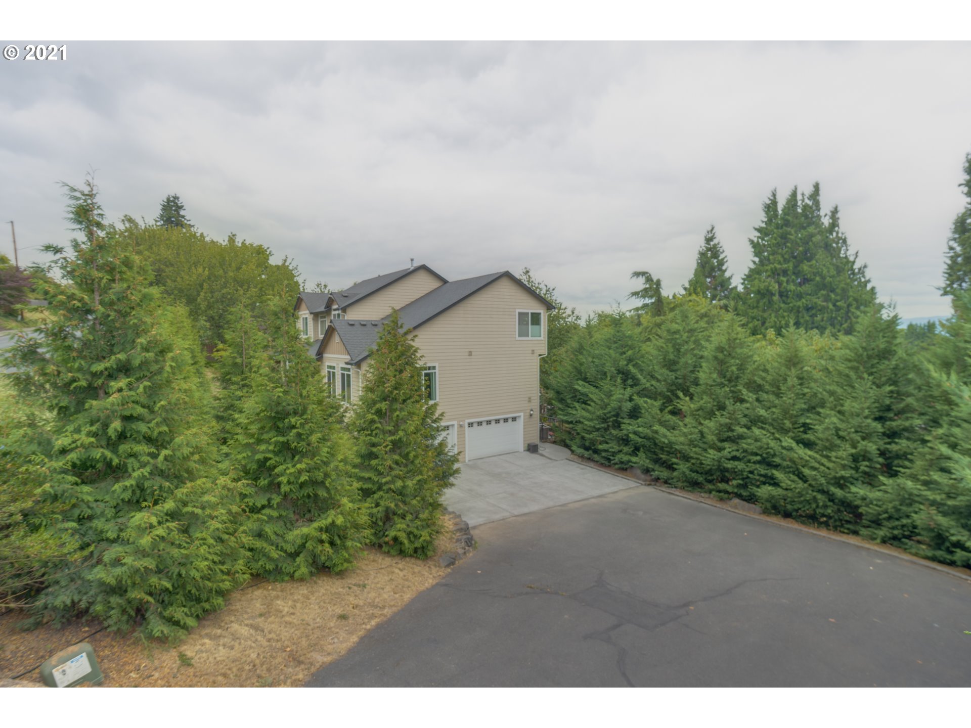 295 South Hillhurst Road Ridgefield, WA 98642 - Photo 3 of 32