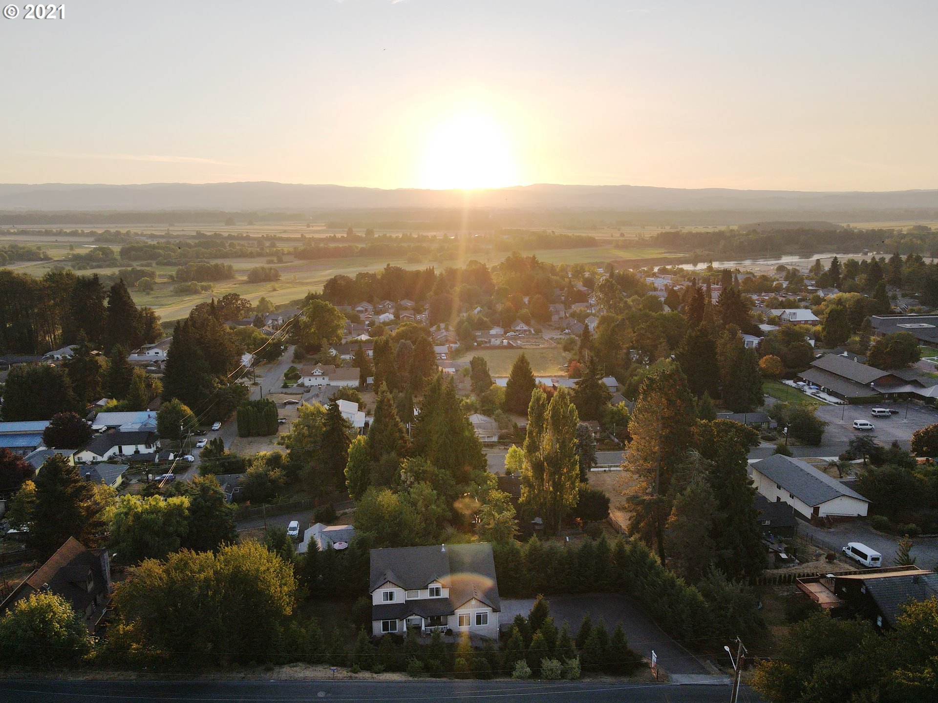 295 South Hillhurst Road Ridgefield, WA 98642 - Photo 32 of 32 an aerial view of house with yard