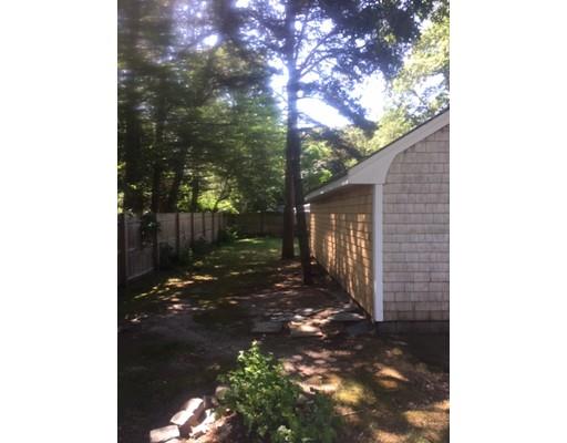 940 Cotuit Road Barnstable, MA 02648 - Photo 4 of 24 Gallery Image 4