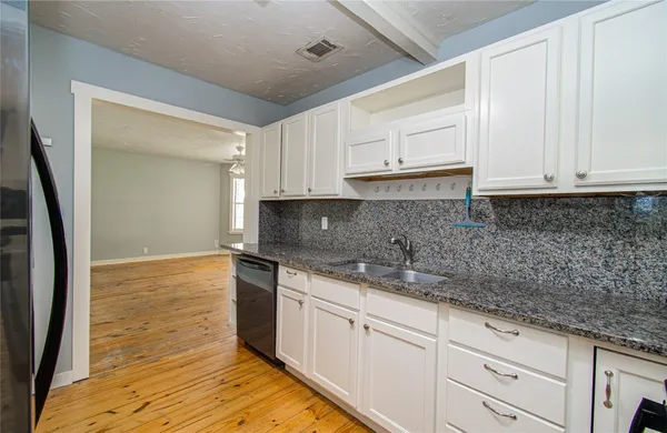 $1,500 | 15510 Cypress Garden Drive, Unit A, Tomball, TX 77377