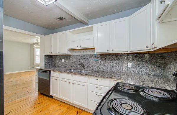 $1,500 | 15510 Cypress Garden Drive, Unit A, Tomball, TX 77377